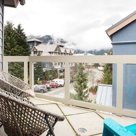 R & R Retreat Luxury Condo Whistler Extérieur photo