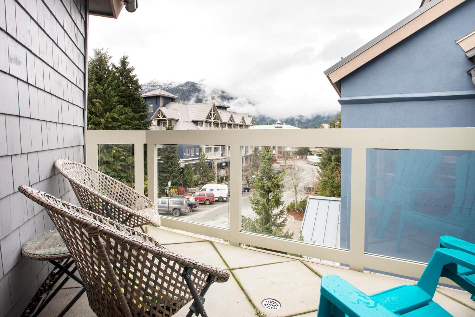 R & R Retreat Luxury Condo Whistler Extérieur photo