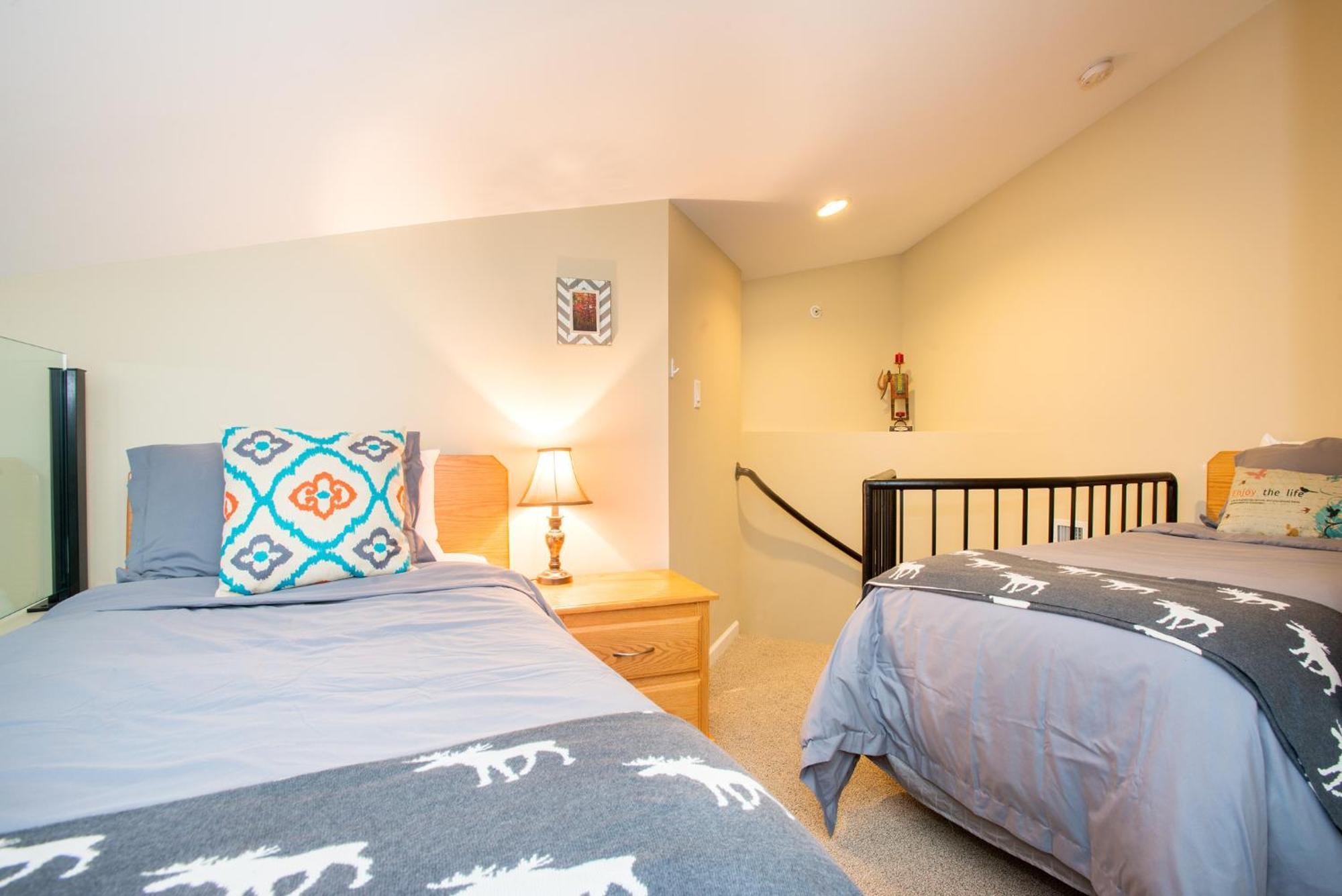 R & R Retreat Luxury Condo Whistler Extérieur photo