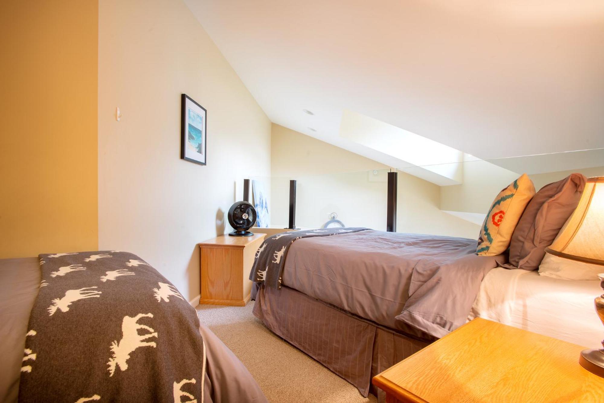 R & R Retreat Luxury Condo Whistler Extérieur photo